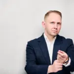 Jake Smolarek's portrait for an influence and persuasion article